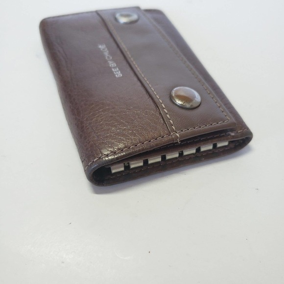 See By Chloe Logo Small Trifold Key Holder 6 Hooks Wallet Brown Leather Logo - Picture 7 of 7